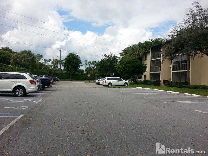 1st image of 206 Foxtail Dr APT H2