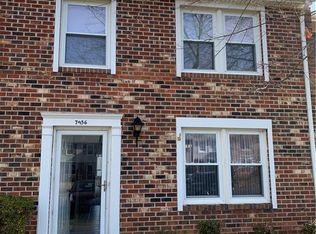 7956 Clovertree Ct, North Chesterfield, VA 23235