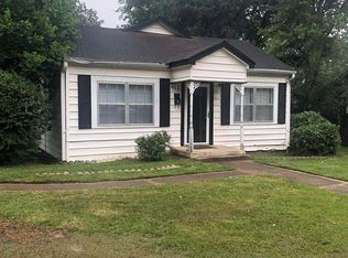 912 Evelyn St, Nacogdoches, TX 75964