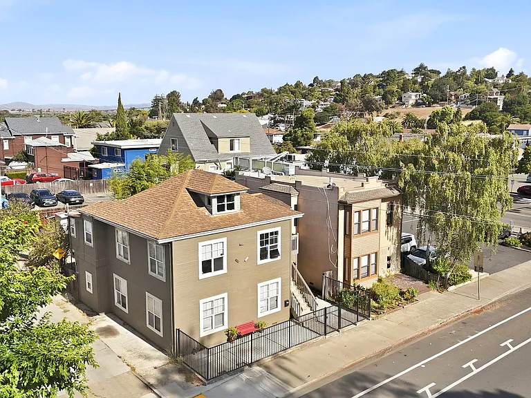 1313 Sacramento St — Photo 5
