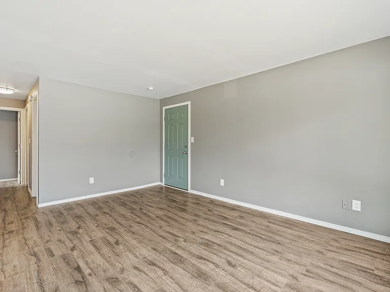 4028 S Lawrence St #G — Photo 7