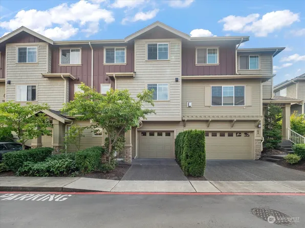 4625 NE 3rd Lane #G3, Renton, WA 98059
