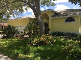 2004 Swan Ln, Palm Harbor, FL 34683