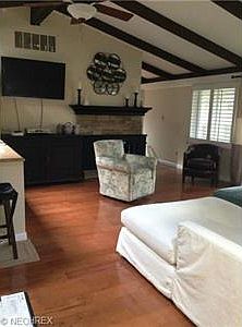 2nd image of 2449 Chestnut Dr