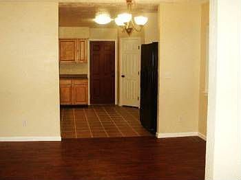 5th image of 8155 Jasmine St