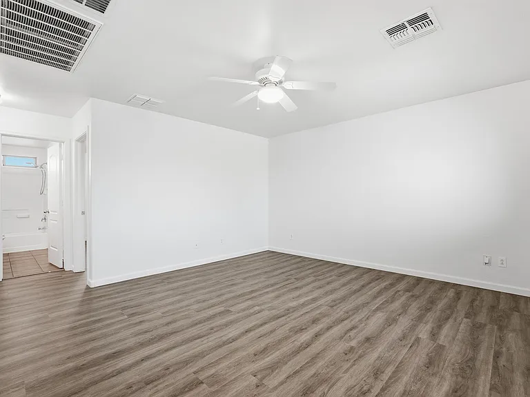 306 S Cactus St — Photo 11