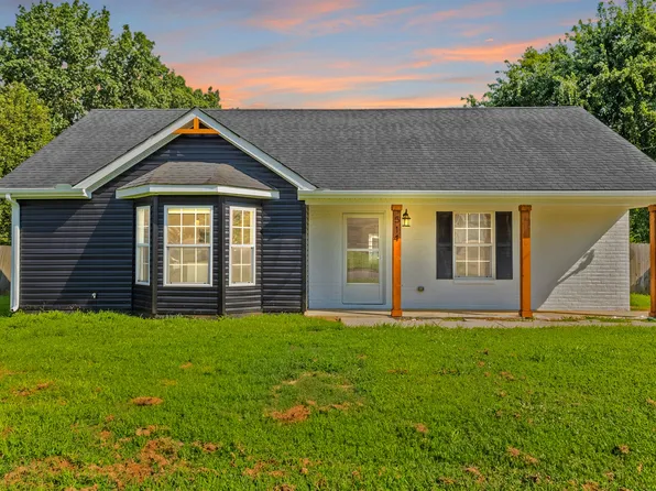 514 Bon Aqua Dr, La Vergne, TN 37086