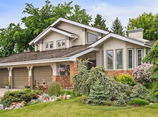 471 Ronning St NW, Edmonton, AB T6R1Z2