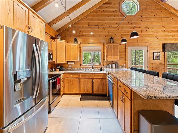 3rd image of 1393 Birchwillow Dr