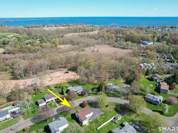 10 Brightwood Lane, Branford, CT 06405