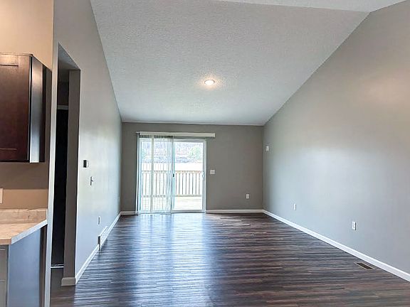 5th image of 1987 Southridge Ave #3