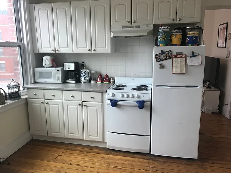 279 Harvard St #23 — Photo 5