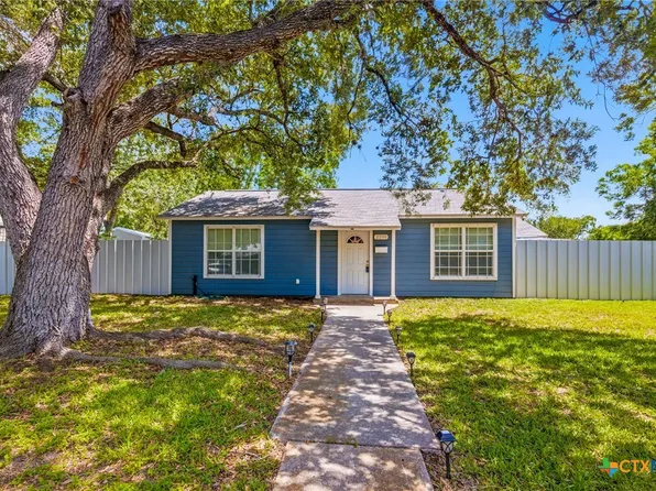 2201 E Colorado St, Victoria, TX 77901