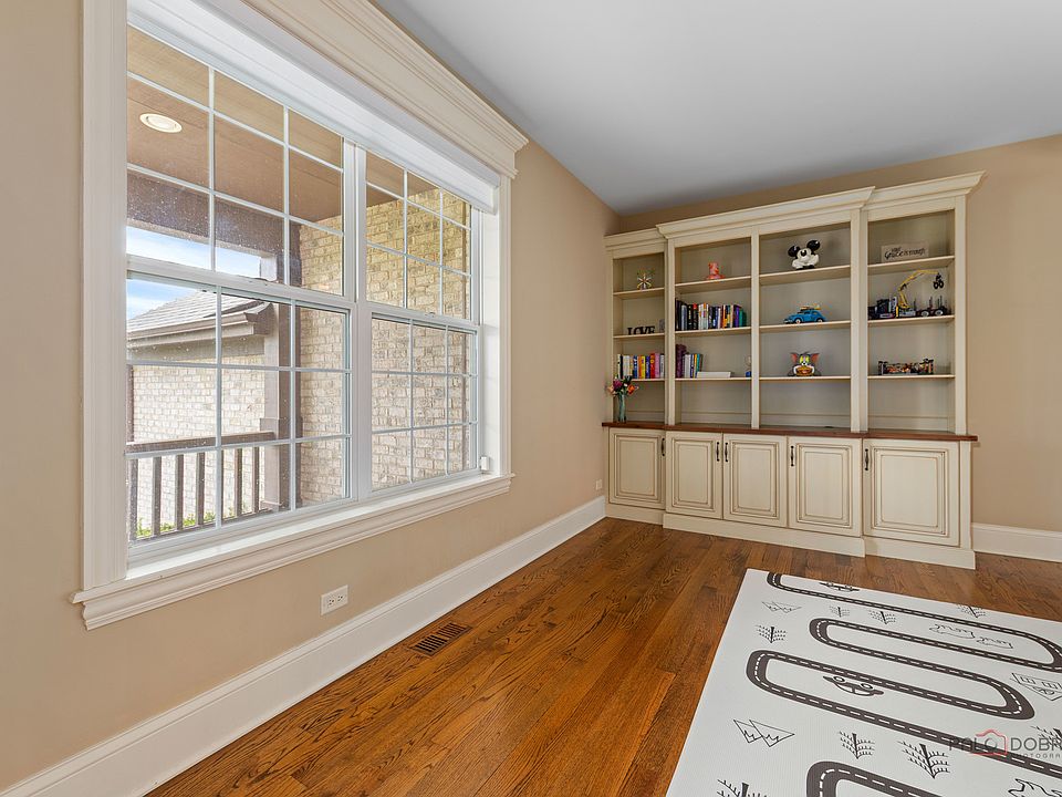 2nd image of 244 Clair View Ct