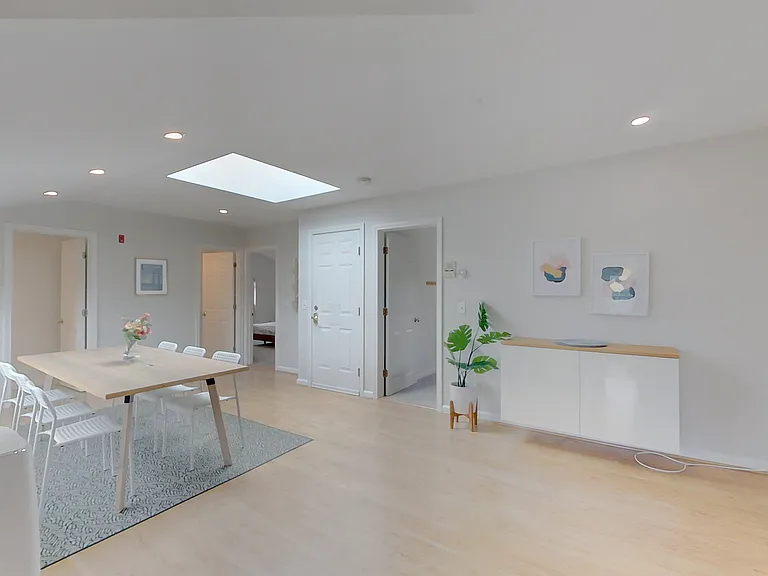 26 Cliff Ave #4 — Photo 8