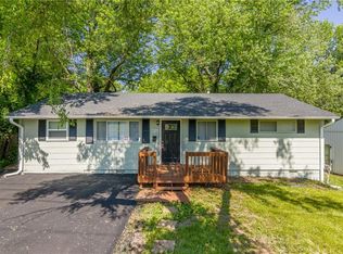 8516 Oldham Rd, Kansas City, MO 64138