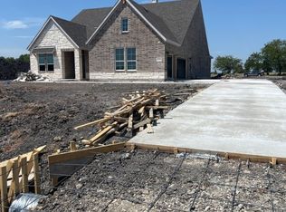 1395 Emilia Dr, Farmersville, TX 75442