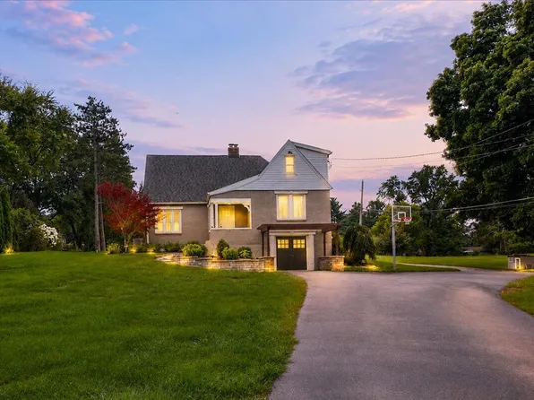 214 W Joliet Rd, Valparaiso, IN 46385