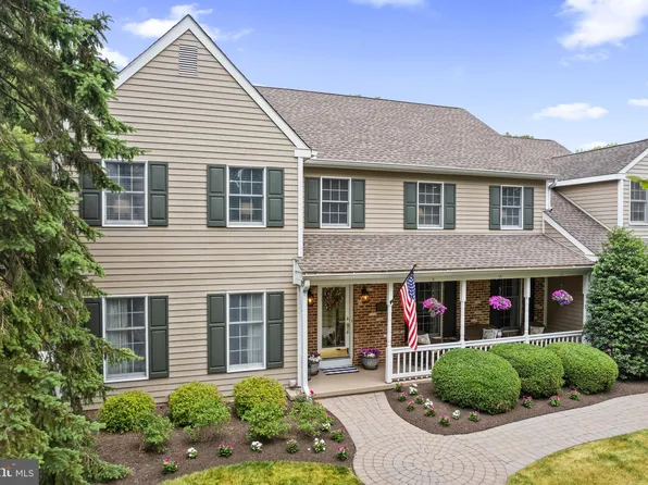 2833 E Fox Chase Cir, Doylestown, PA 18902