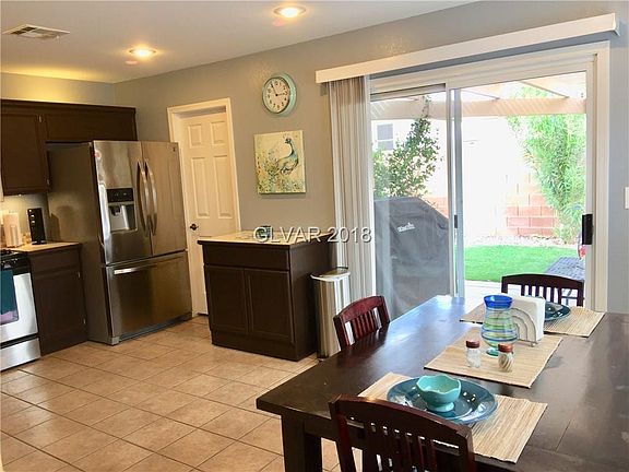 4th image of 604 Siciliano St