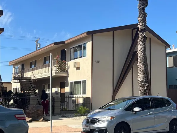 1010 E 32nd St, Signal Hill, CA 90755