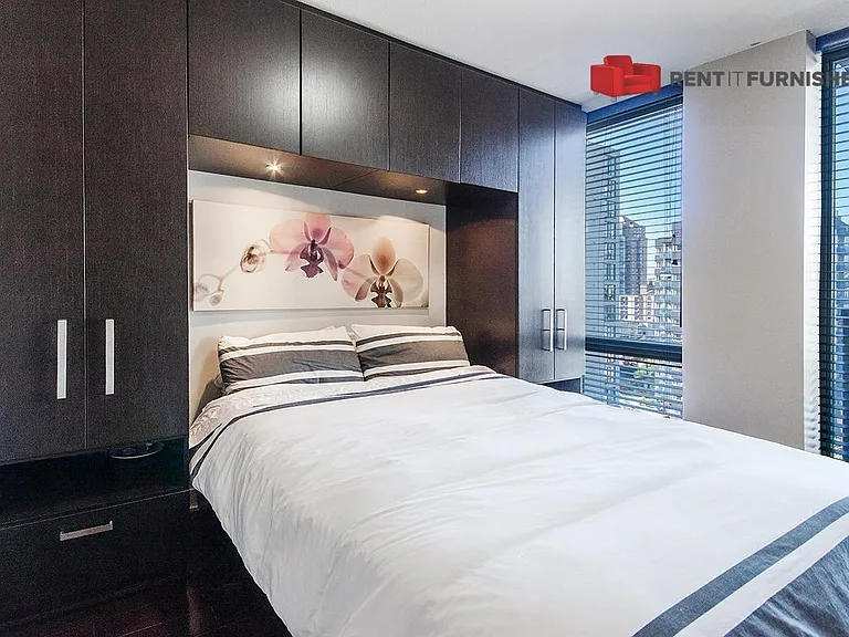 1055 Richards St #1603 — Photo 3