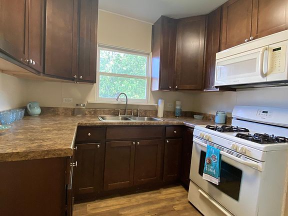 4th image of 141 Dorchester Ct