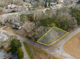 180 W Llewellyn St, Clarkesville, GA 30523