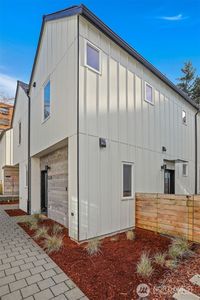 10344 Wallingford Avenue N, Seattle, WA, 98133