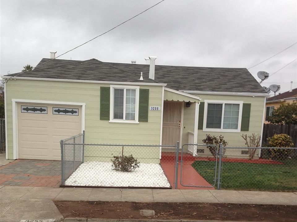 1st image of 3255 McBryde Ave