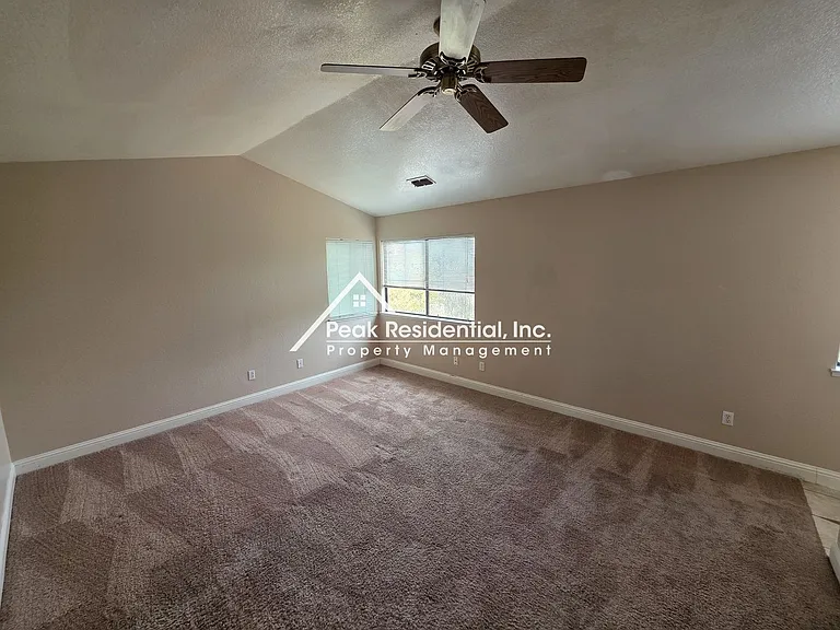 8101 Morgan Hill Way — Photo 21