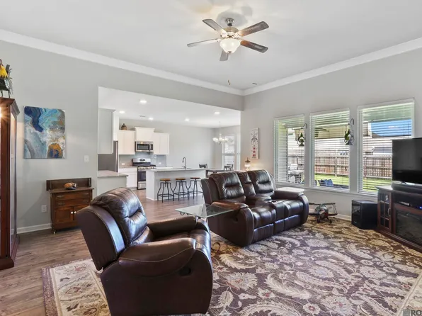 21378 Barnridge Dr, Zachary, LA 70791