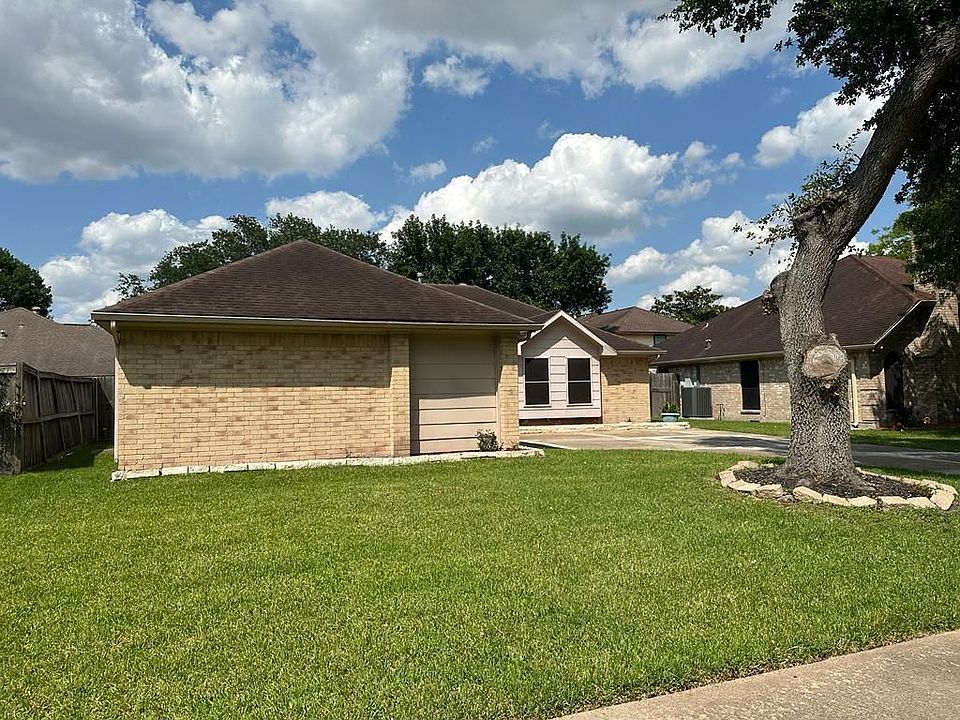1st image of 239 Kingsway Dr