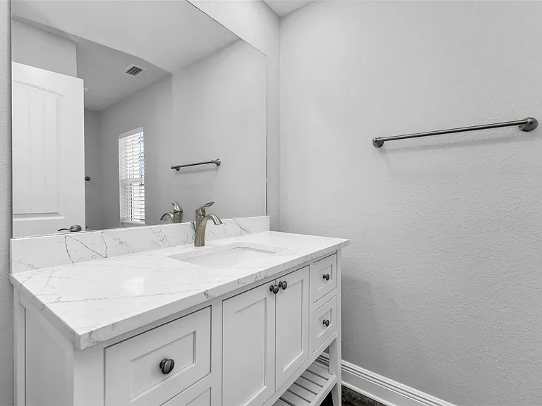 309 E Virginia Ave #111 — Photo 20