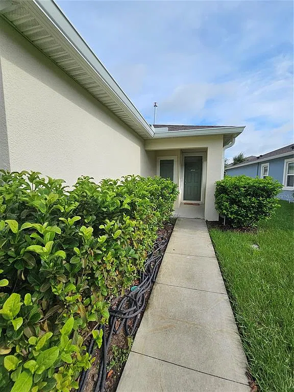 2 bed, 2.0 bath, 1603 sqft, $1,790 — Photo 2