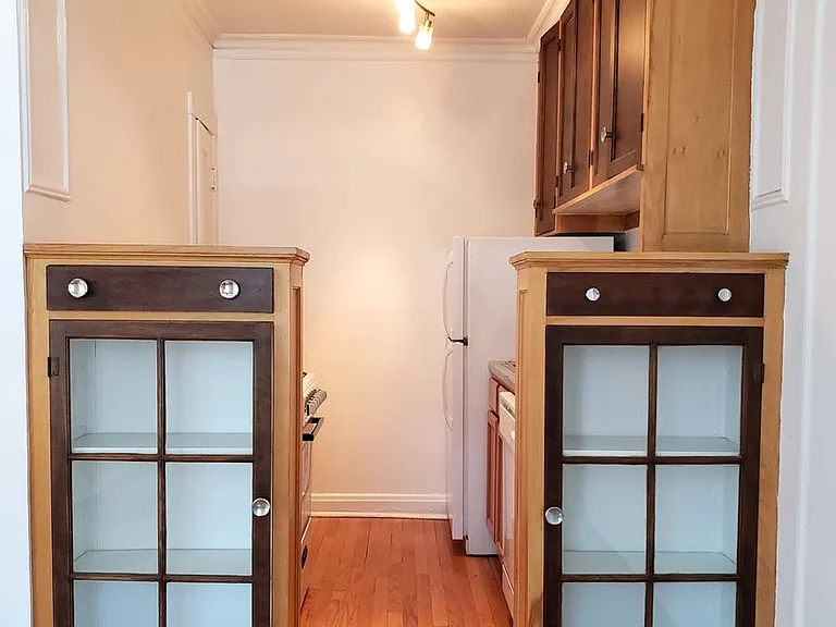 1600 W Granville Ave #3A — Photo 3