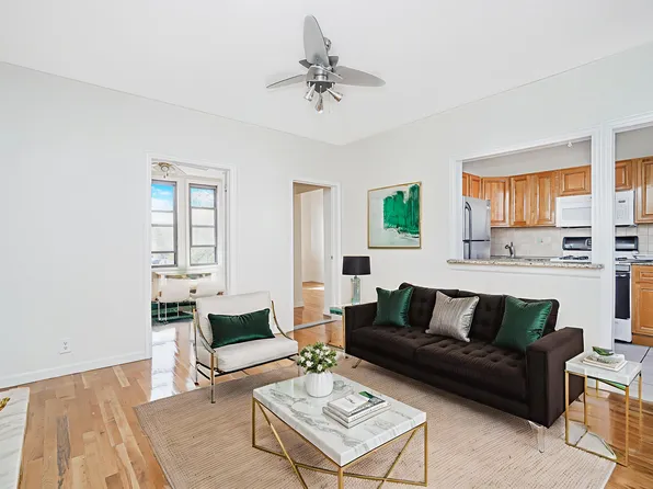 599 18th Street image 2 of 44