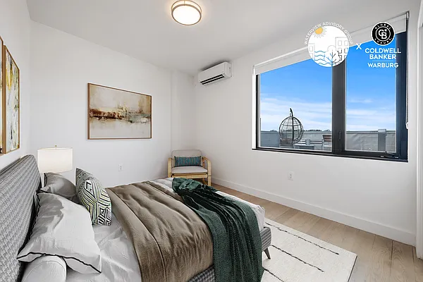 Bedroom, photo 2