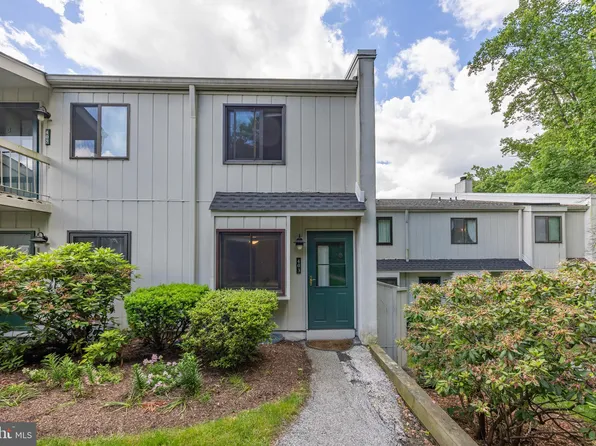403 Summit House, West Chester, PA 19382