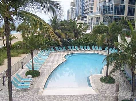 3rd image of 17375 Collins Ave #2402