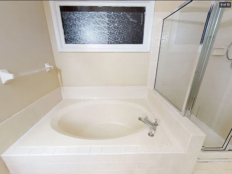 110 Beaverwood Ln — Photo 5