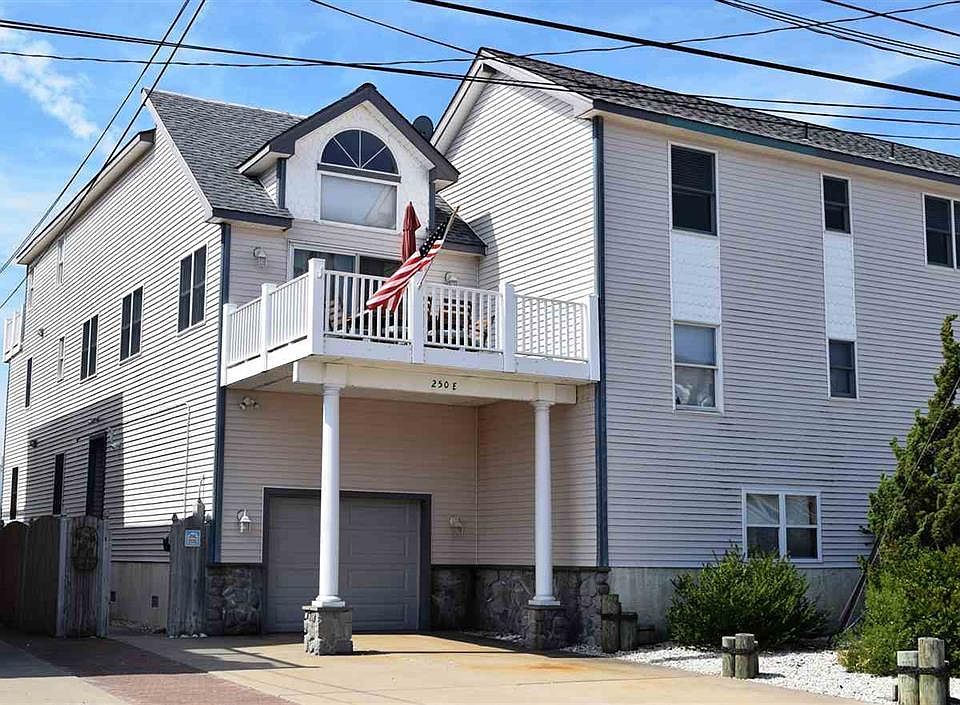 1st image of 250 57th St #E