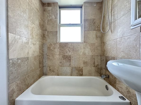 7632 N Milwaukee Ave #S02R