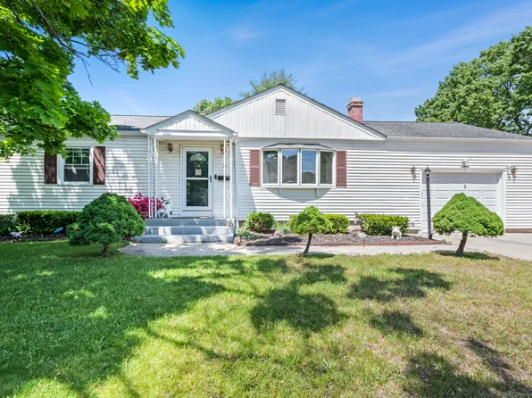 19 Bristol Road, Windsor Locks, CT 06096