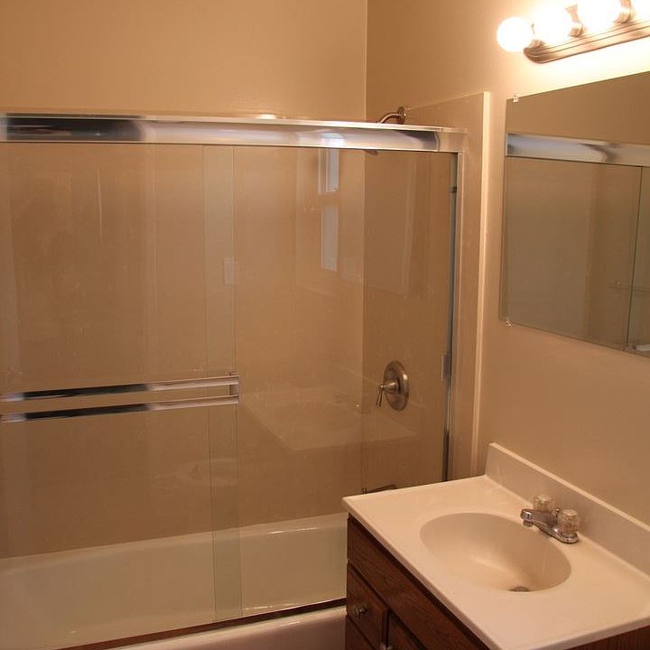 2nd image of 751 S 3rd St APT 1