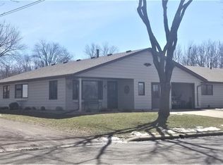 914 Pryor Ave N, Glencoe, MN 55336