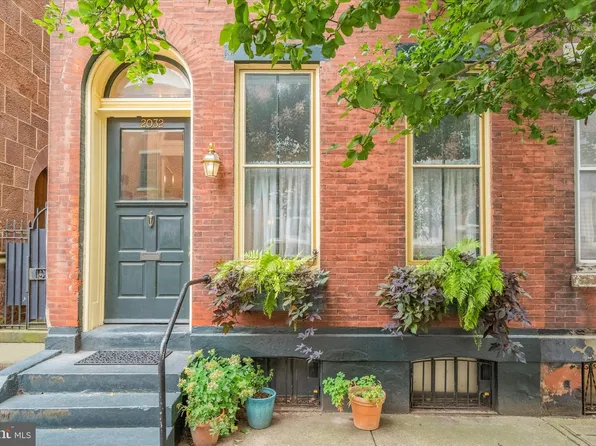 2032 Cherry St, Philadelphia, PA 19103