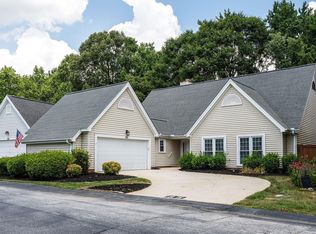 85 Forest Lake Dr, Simpsonville, SC 29681