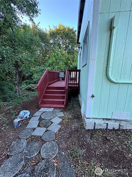 4th image of 2533 E 3rd Street