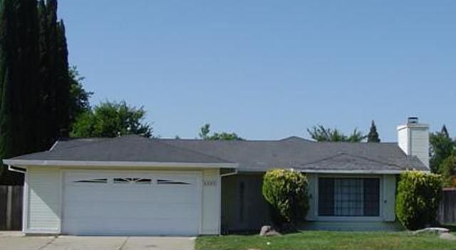 1st image of 8247 Villa Oak Dr
